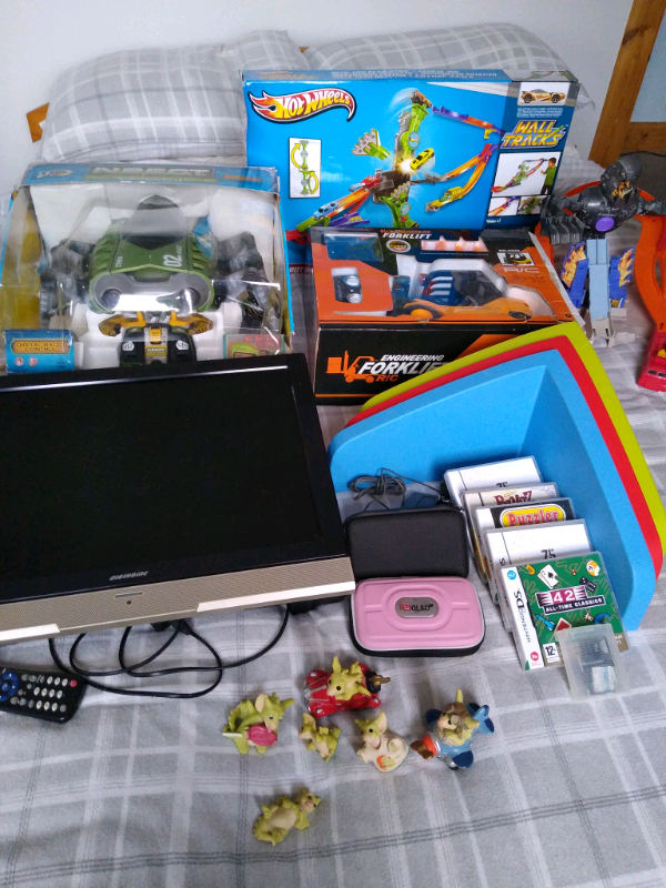 hot wheels creature attack bundle